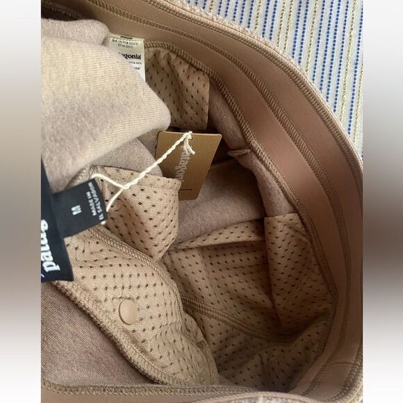 PATAGONIA Pans Womens Size Medium SHEARLING FLEECE CROPPED  Pampas Tan NWT - Picture 11 of 16